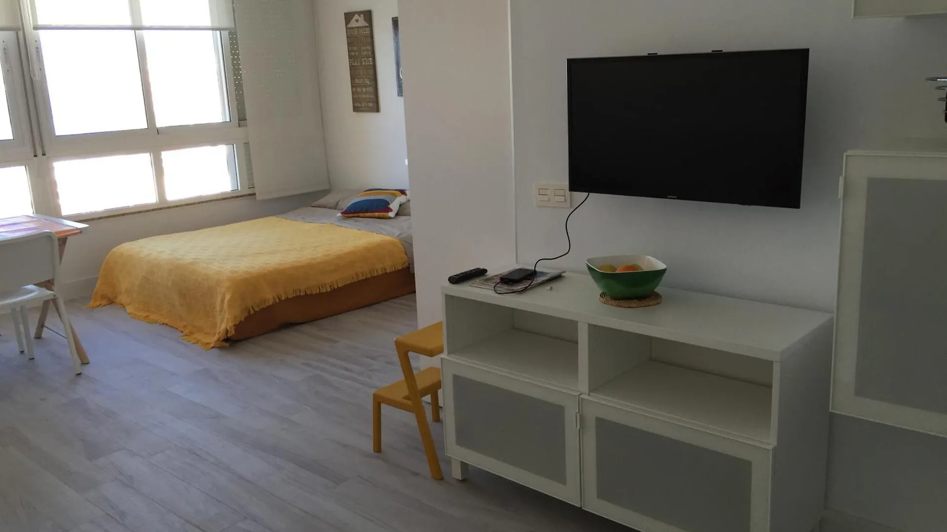 Daire Apartamento Frente Al Mar Algarrobo Costa